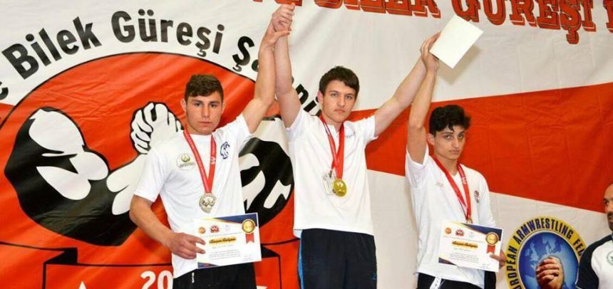Ordu İdeal Gençlik, 2017 Türkiye Bilek Güreşi Yarışmasından Başarıyla Döndü